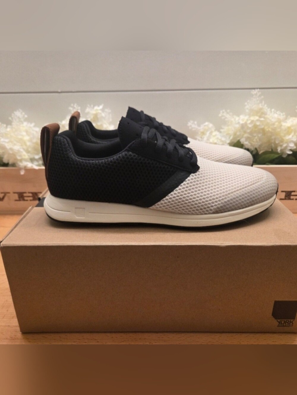 York Athletics Henry Runner Mesh Unisex Sneakers  Blk/Wht/Tan Women 9.5 Or Men 8